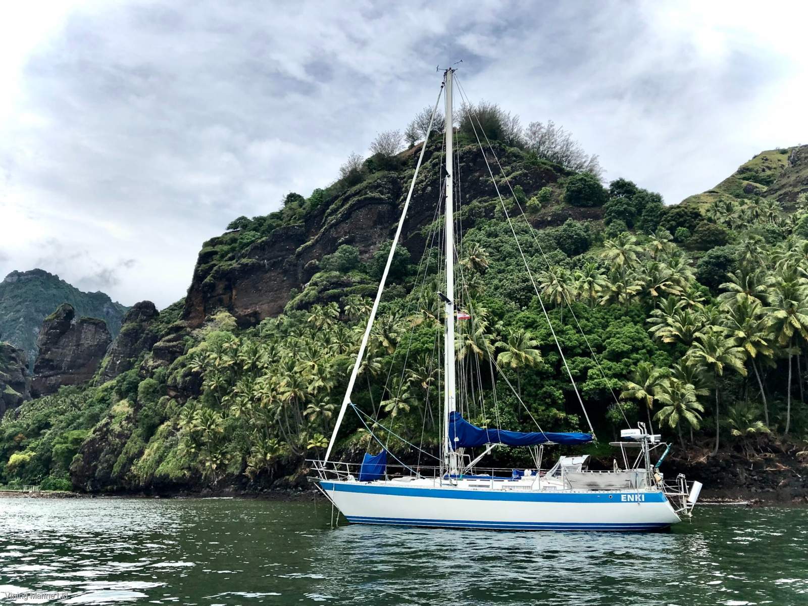 Hood 38 Offshore Capable or Coastal Cruiser