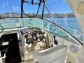 Sea Ray 260 Sundancer Sea Ray 260 Sundancer with pen at Aquarama...