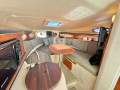 Sea Ray 260 Sundancer Sea Ray 260 Sundancer with pen at Aquarama...