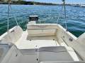 Sea Ray 260 Sundancer Sea Ray 260 Sundancer with pen at Aquarama...