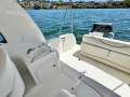 Sea Ray 260 Sundancer Sea Ray 260 Sundancer with pen at Aquarama...