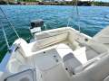 Sea Ray 260 Sundancer Sea Ray 260 Sundancer with pen at Aquarama...