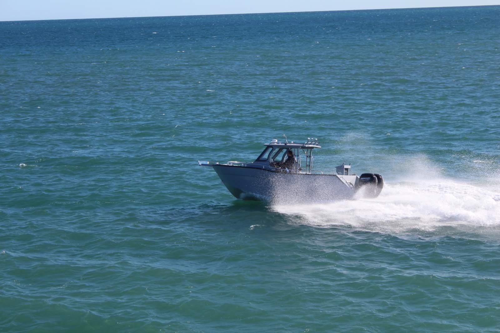 Lux Custom Boats 7700WACC