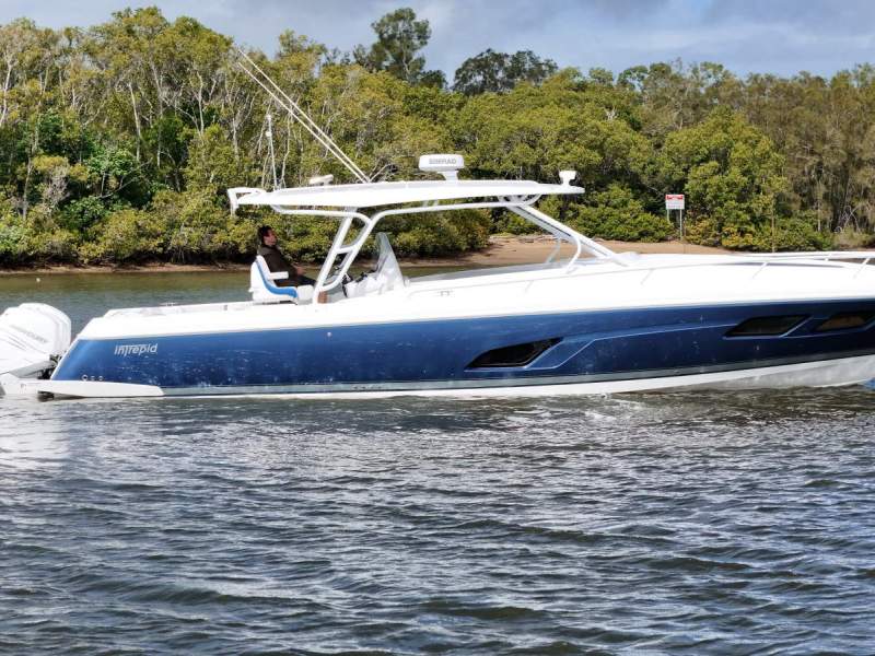 Intrepid 409 Valor Cuddy Cabin