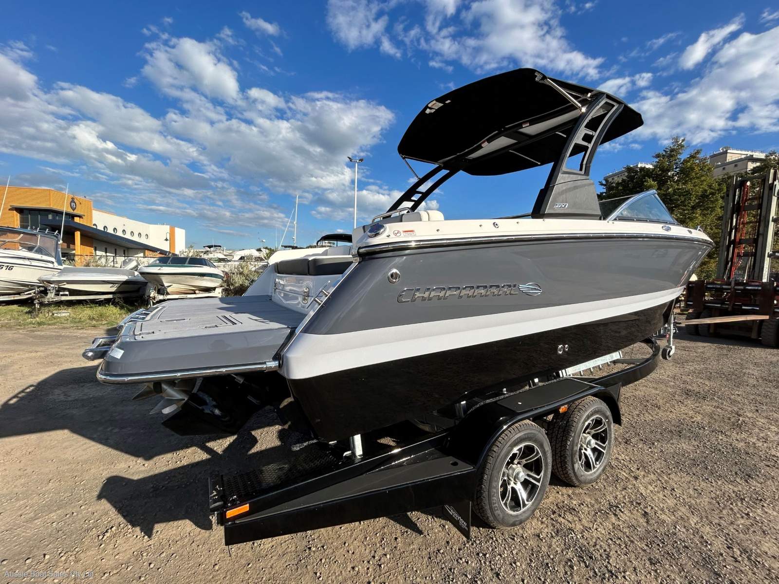 Chaparral 247 SSx Premium Bowrider