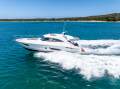 Riviera 4800 Sport Yacht