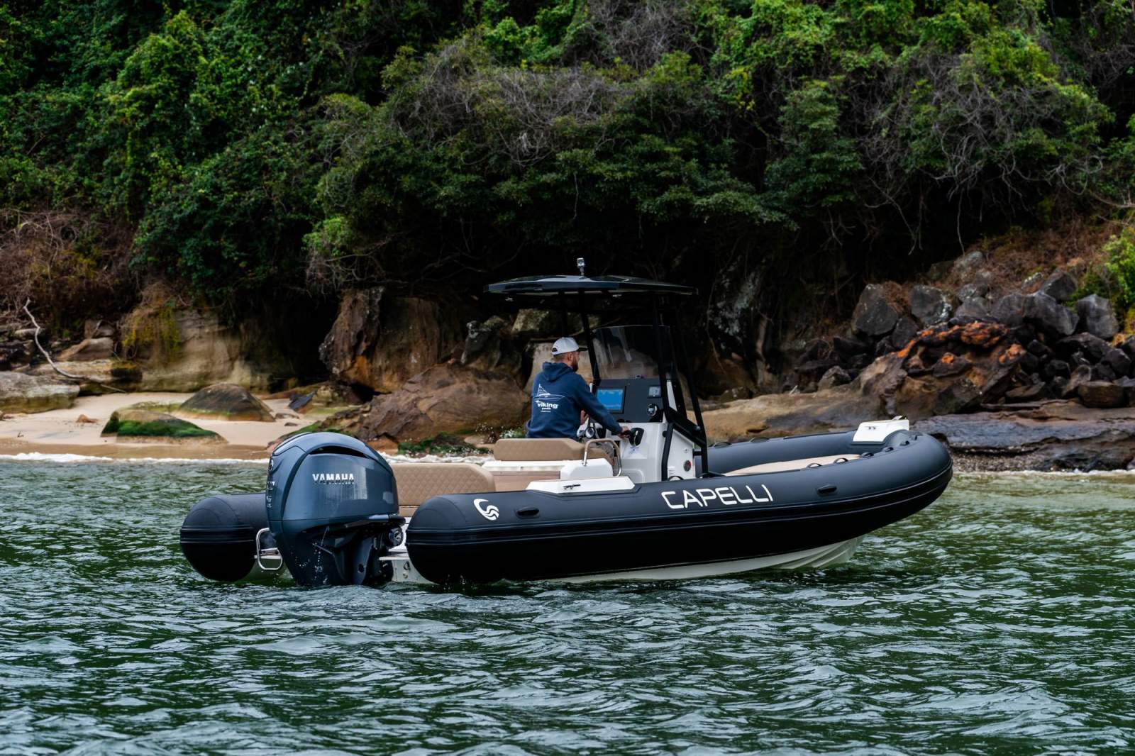 Capelli Tempest 750 Sport