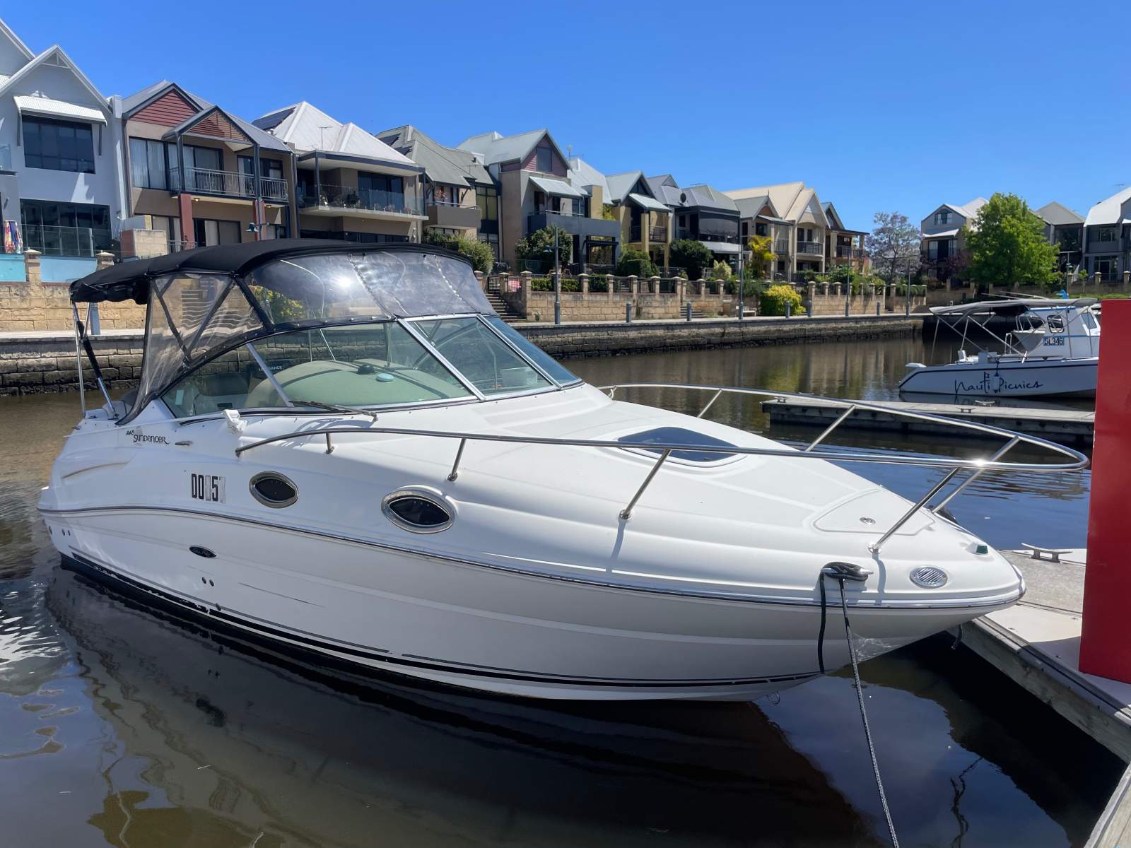 Sea Ray 240 Sundancer