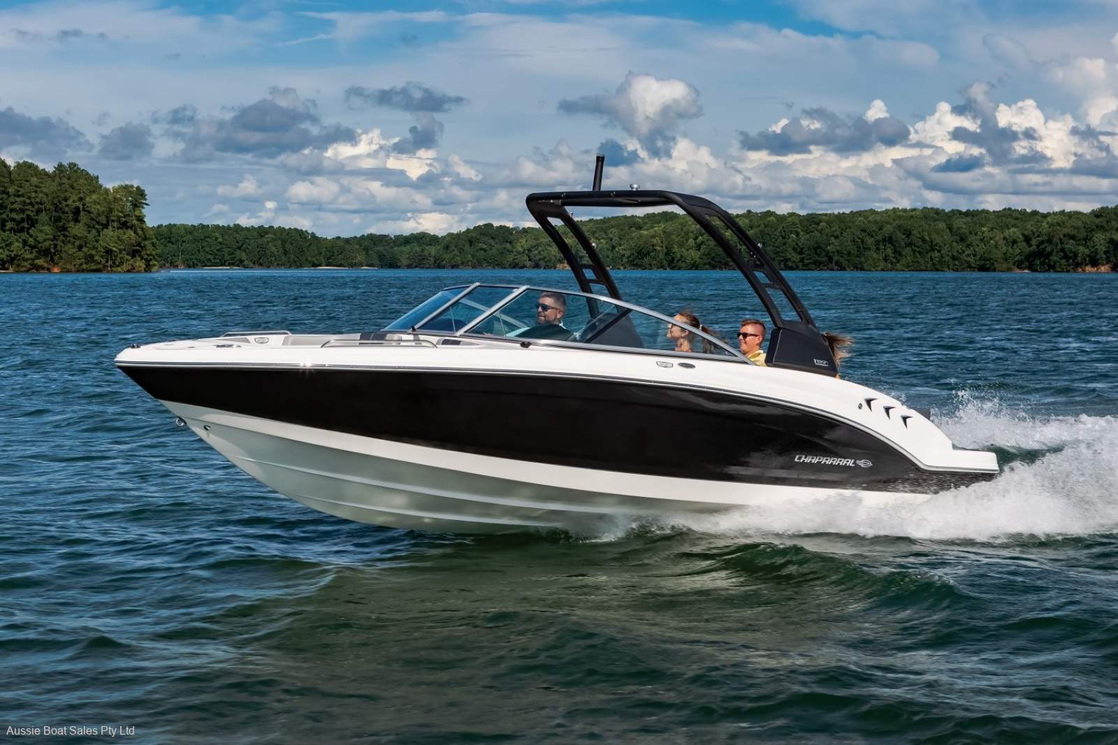 Chaparral 23 SSI IB Bowrider