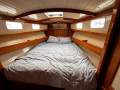 STARK BAY 38 Crusier " Diesel Jet ":Front bed