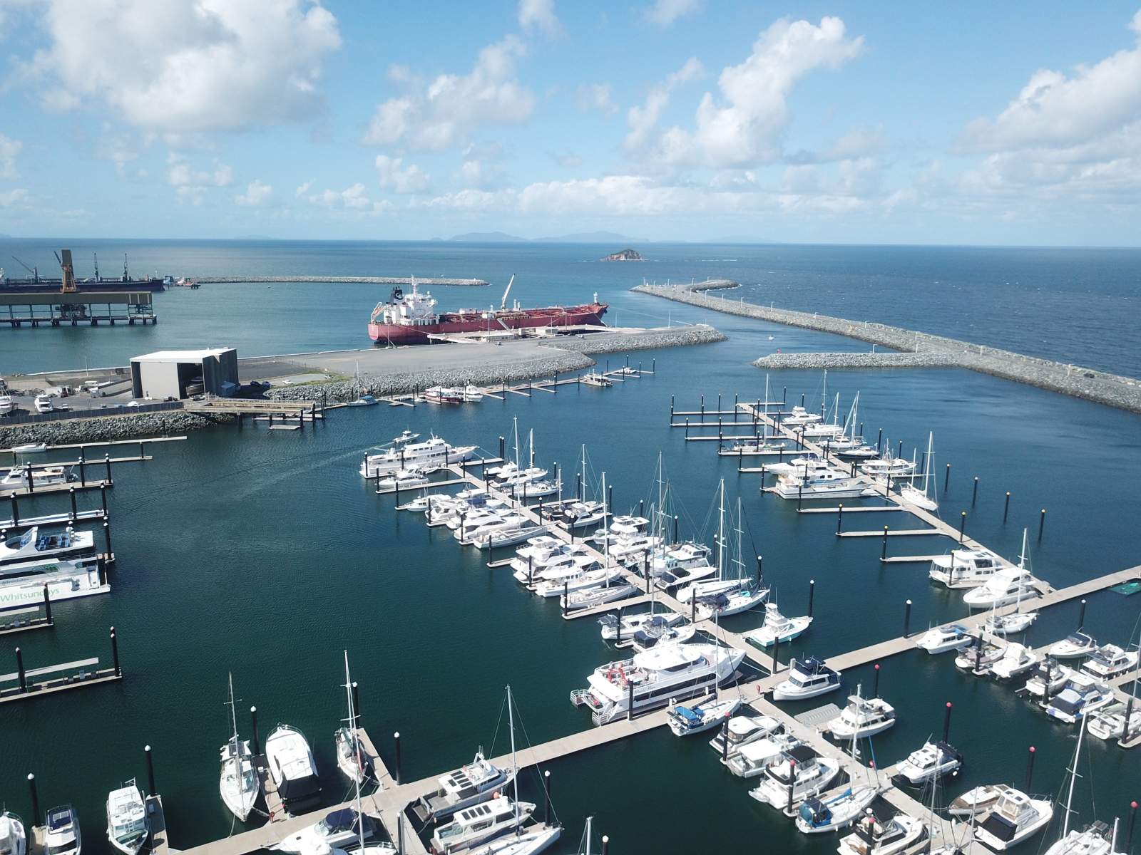 Y12 - 15m Monohull Berth
