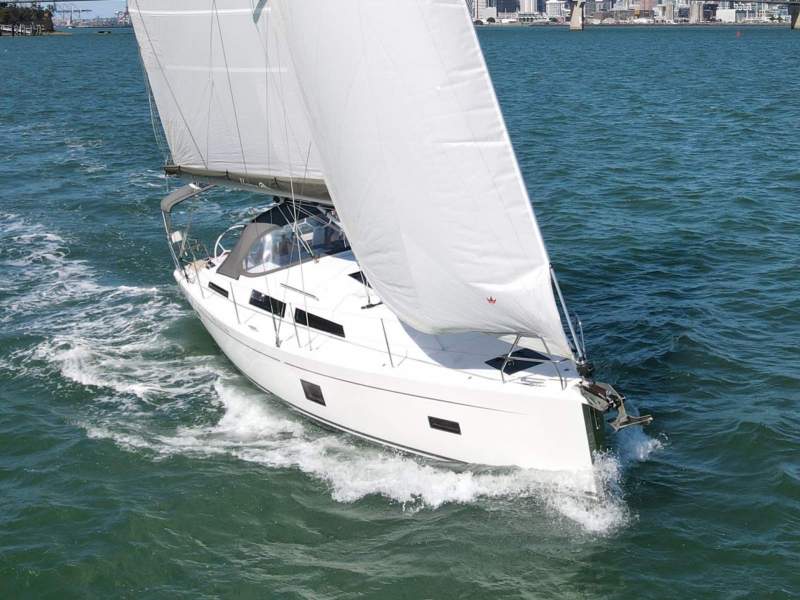 Hanse 388