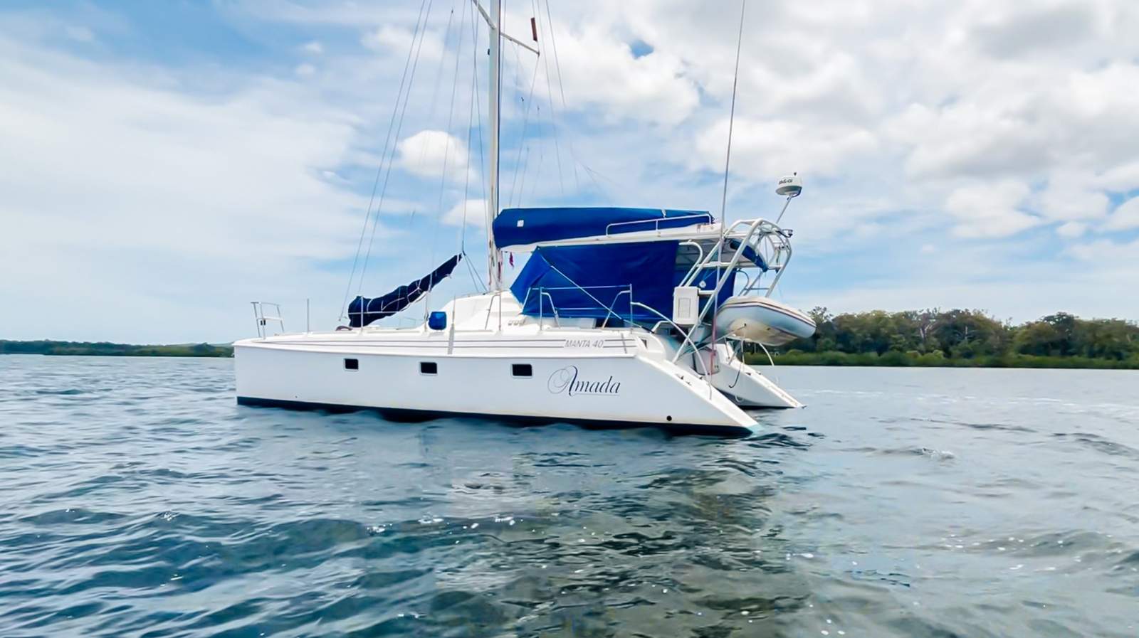 Manta 40