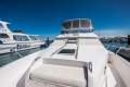 Sea Ray 440 Express Bridge