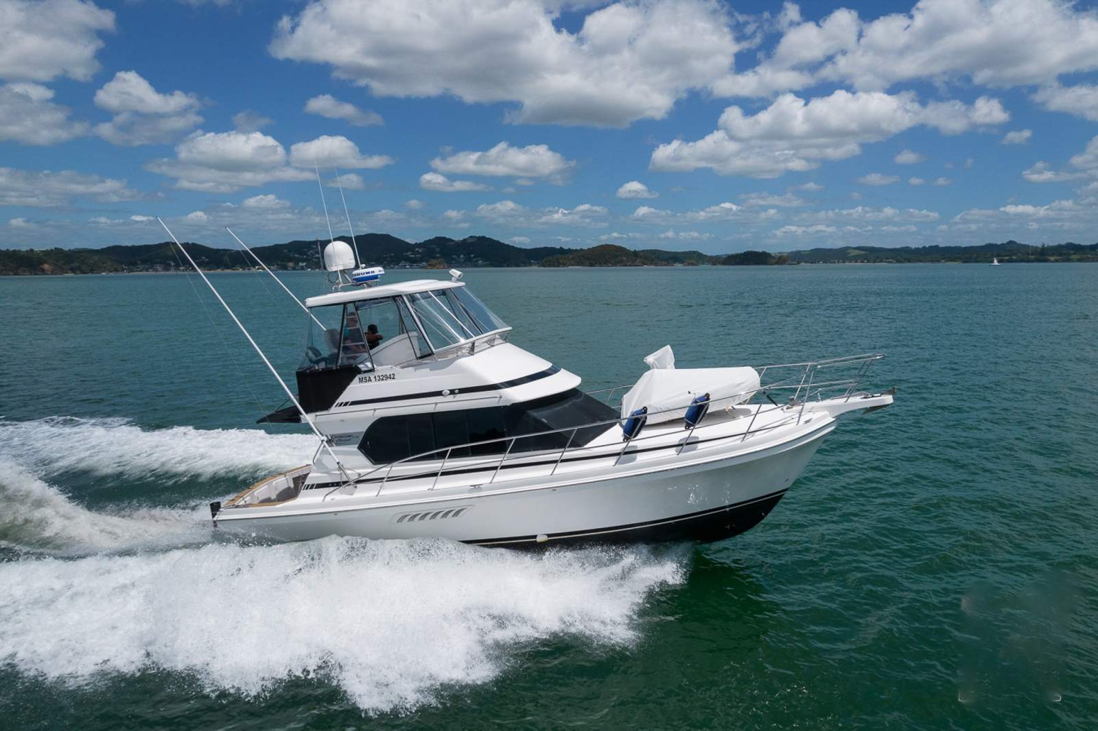 Capricorn Classic 38