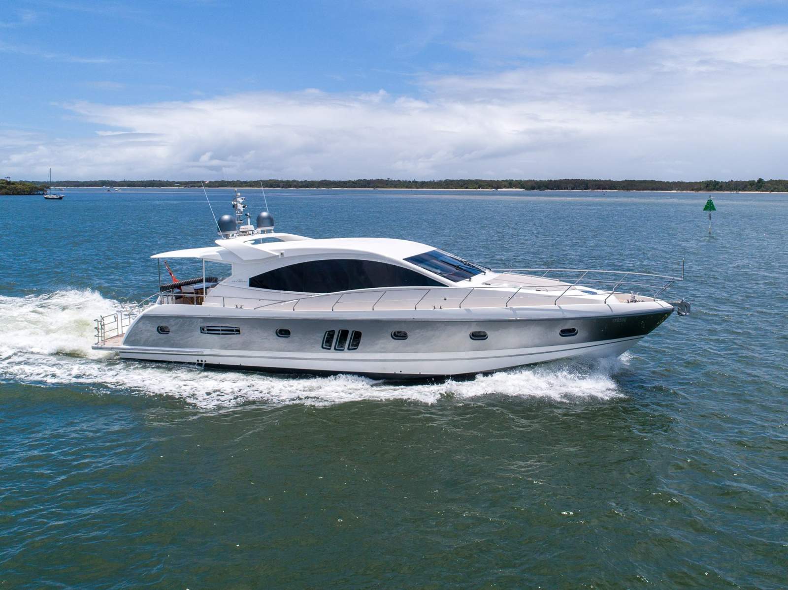 New Ocean Yachts V650 Sport Yacht