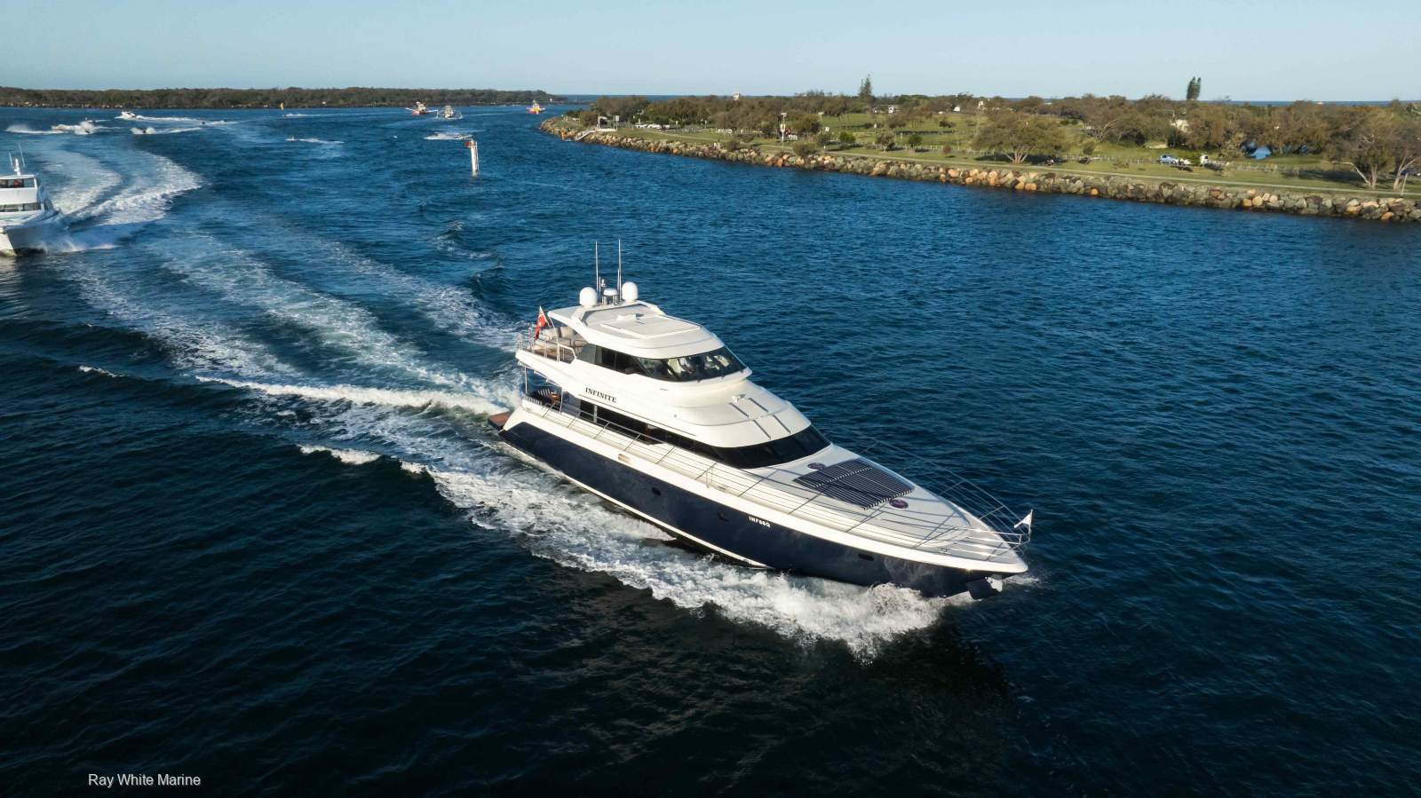 Warren 85 Motor Yacht