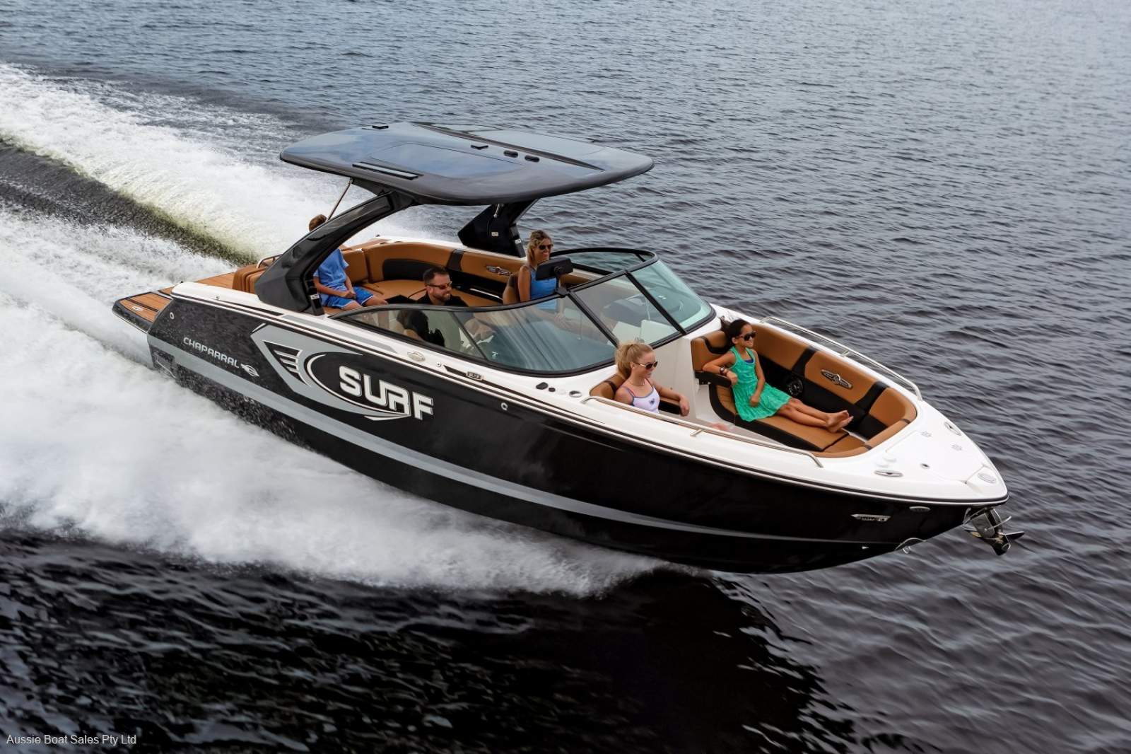 Chaparral 28 Surf