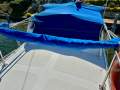 Aquarius 34 Flybridge Cruiser