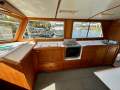 Aquarius 34 Flybridge Cruiser