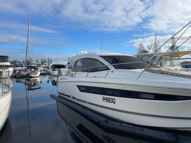 Jeanneau Leader 10