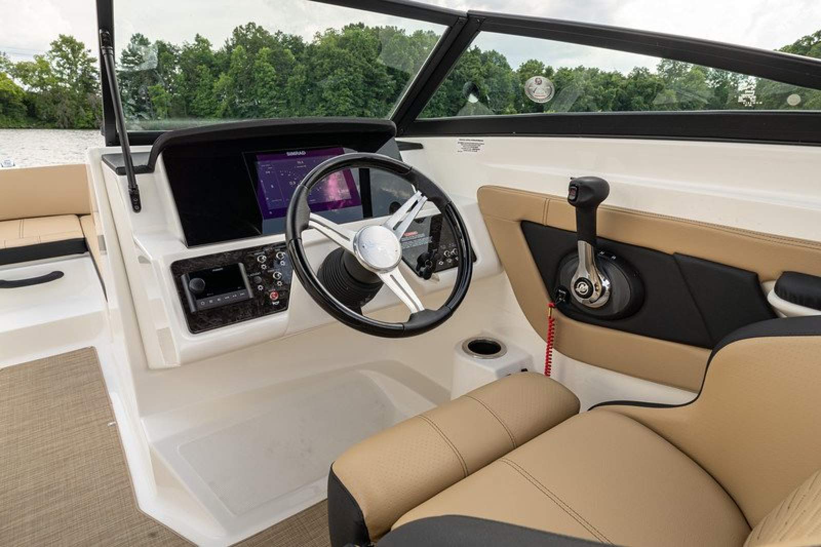 Sea Ray 210 SPX