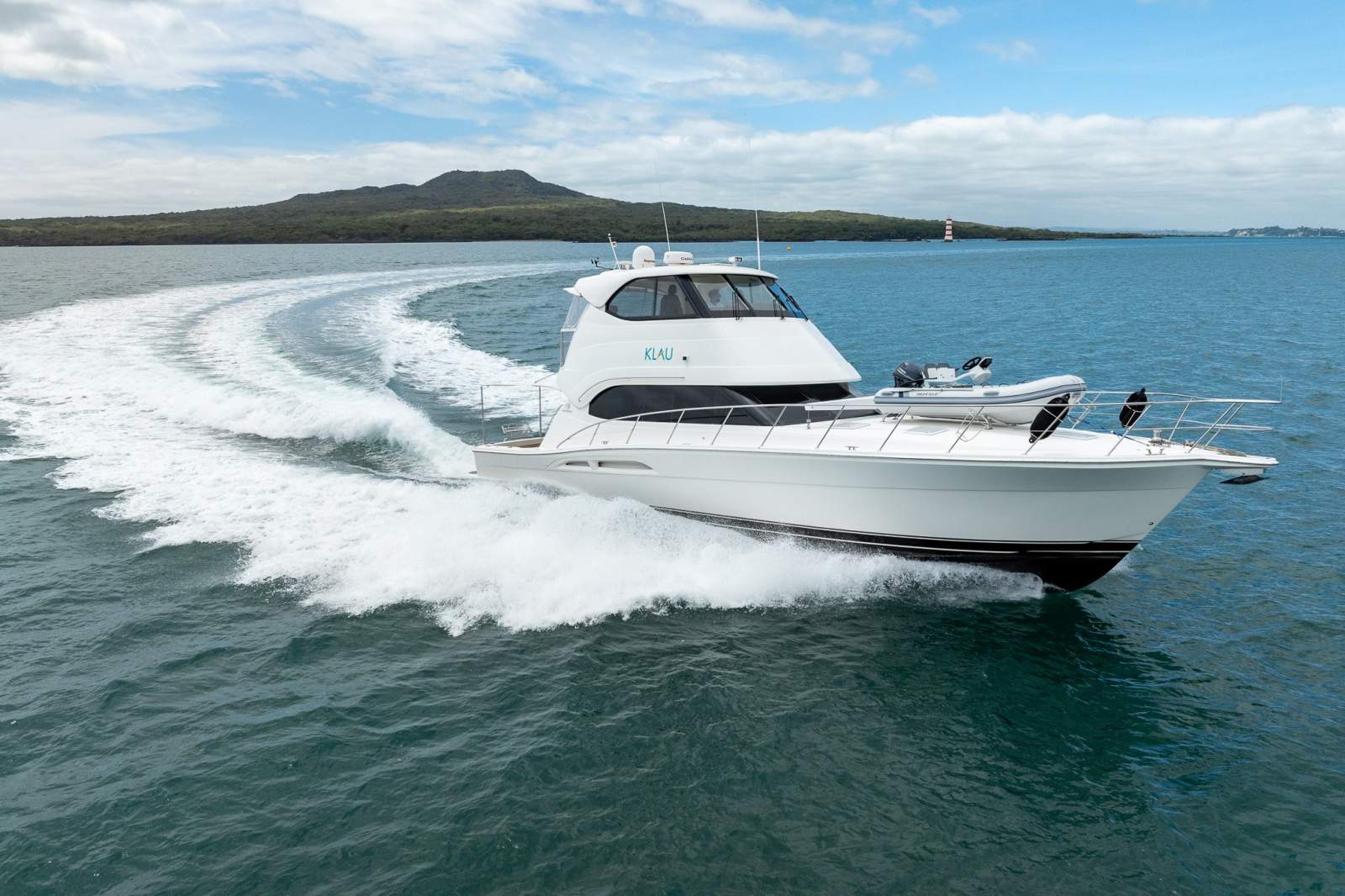 Riviera 51 Flybridge