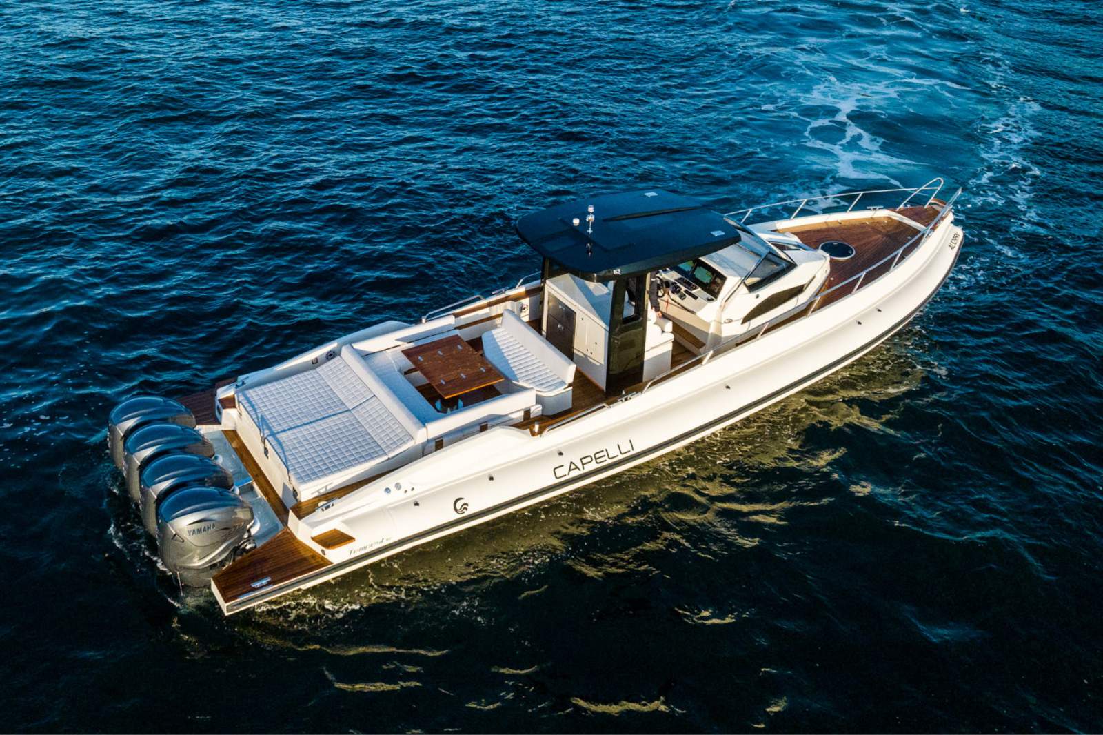 Capelli Tempest 50 Luxury