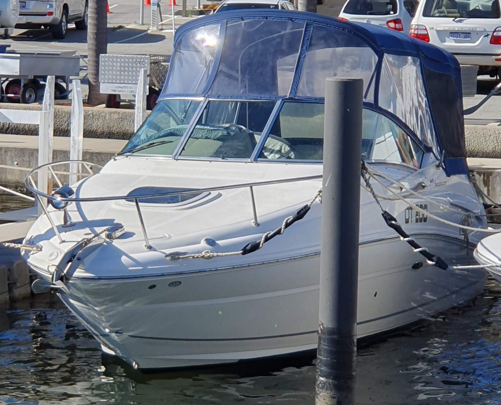 Sea Ray 245 Sundancer 2007 Average Usage 548 hours