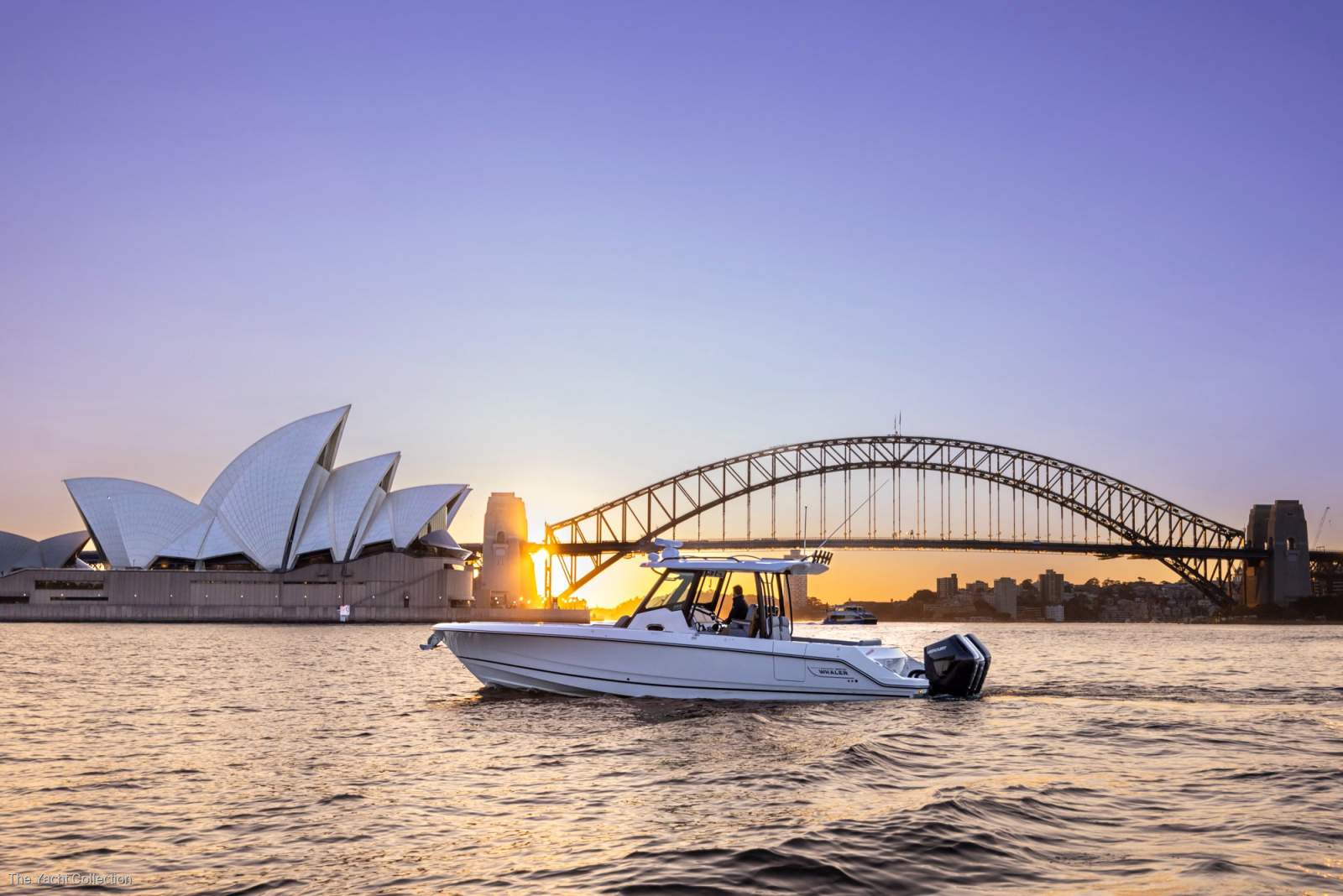 2024 New Boston Whaler 360 Outrage