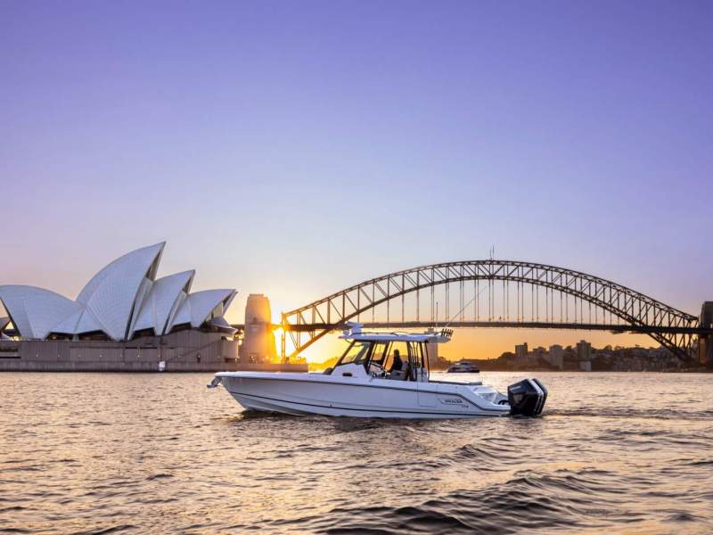 Boston Whaler 360 Outrage