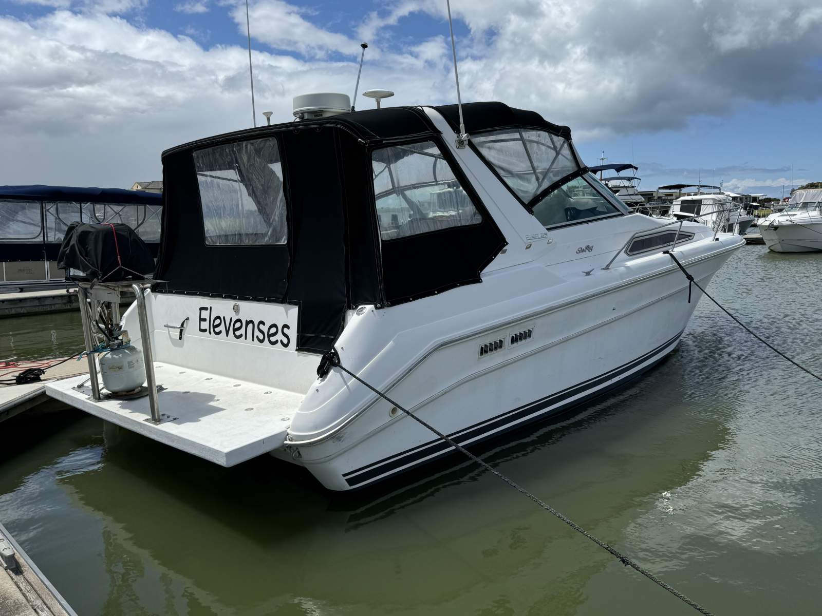 Sea Ray 340 Sundancer