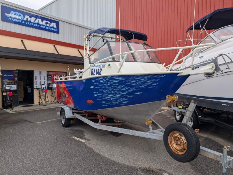 Tournament 550 Sports Legendary boat priced to sell at Auction!!