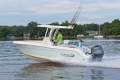 Robalo R222 Centre Console