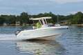 Robalo R222 Centre Console