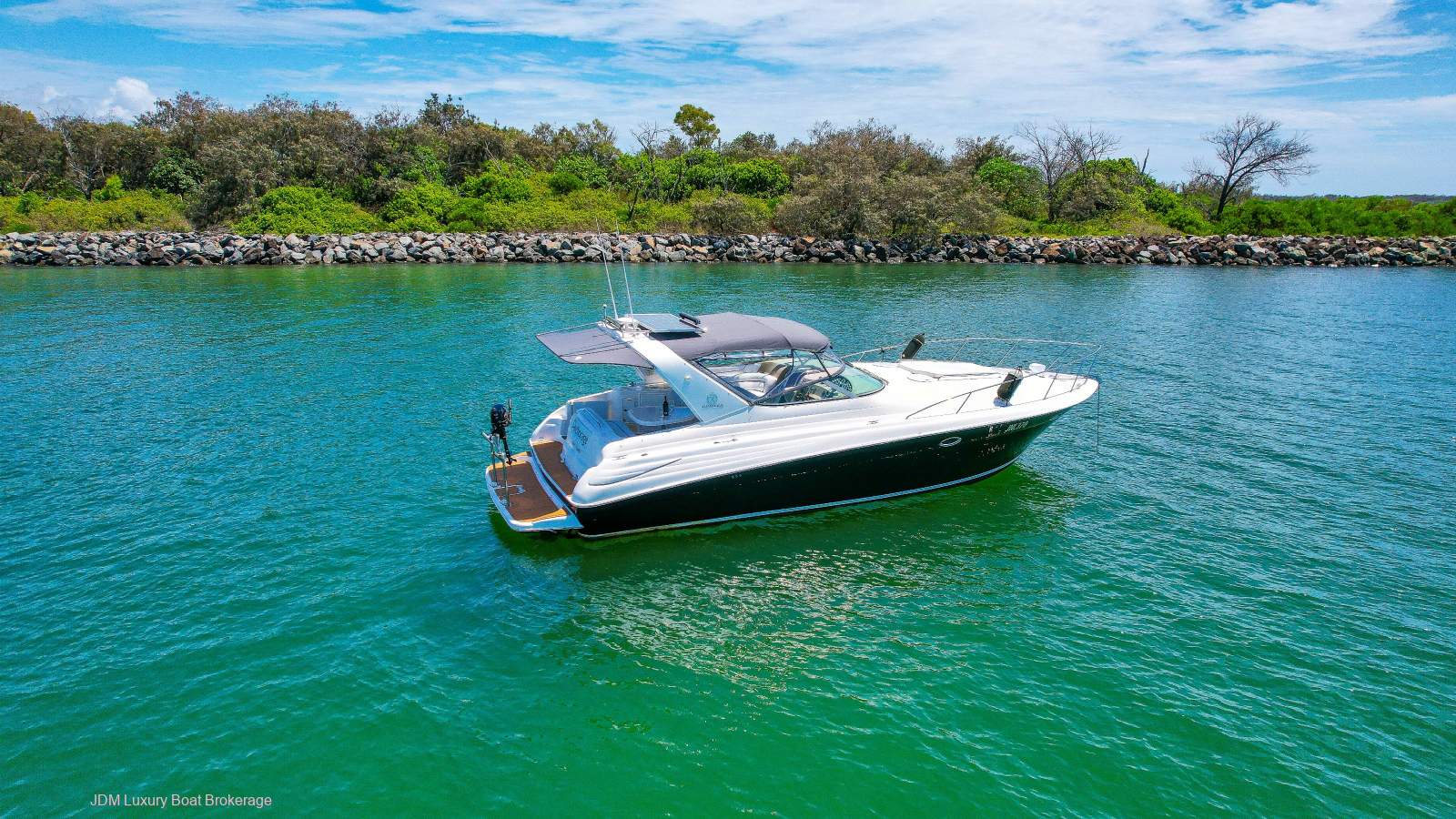 Riviera M370 Sports Cruiser