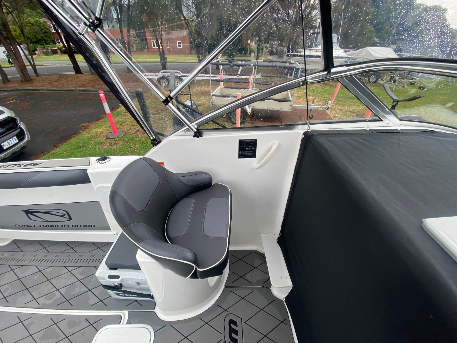 Whittley SL 20 OB *** THE ONLY ONE FOR SALE IN AUS CURRENTLY ***