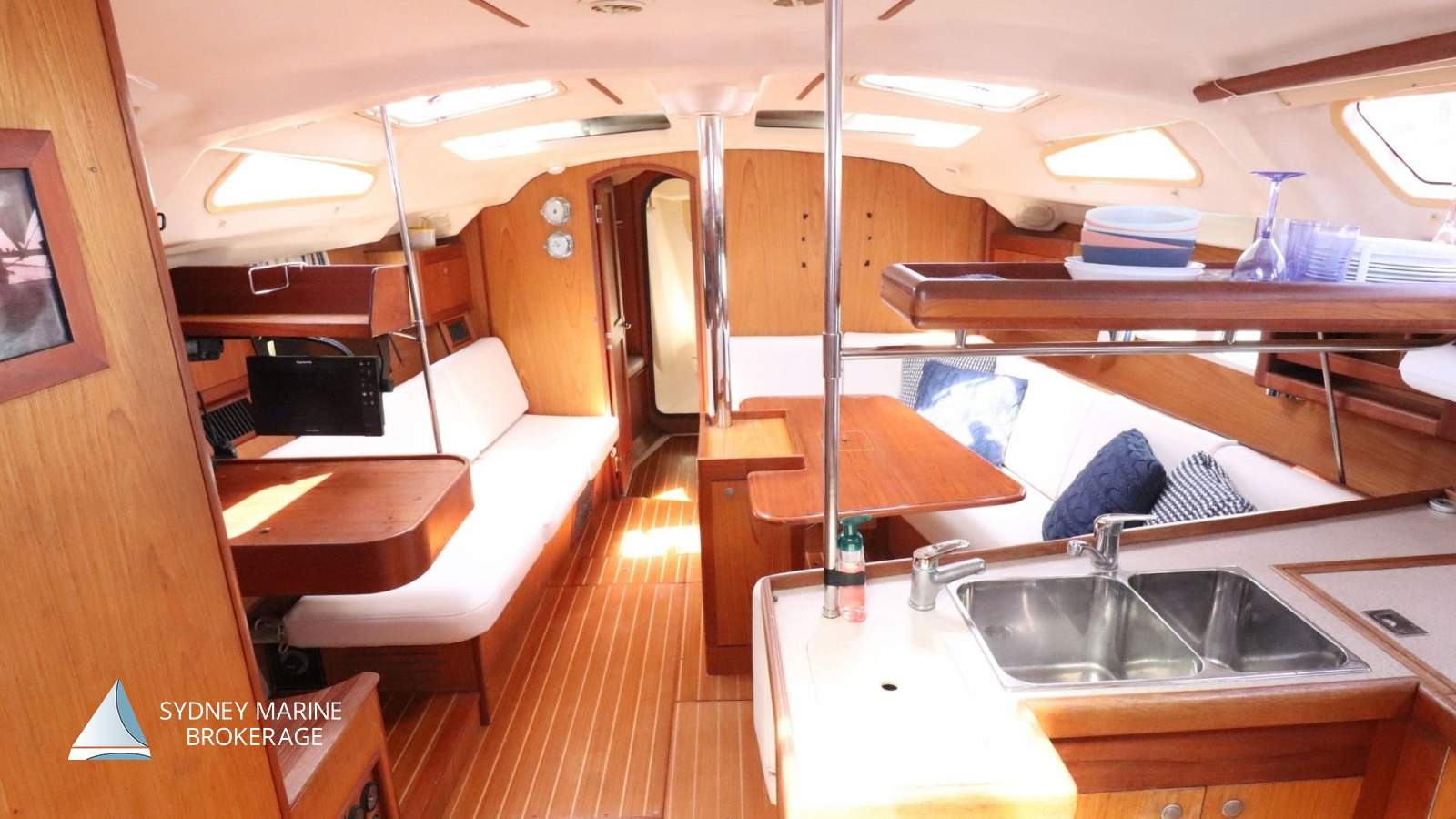 Hunter 410 Owners Edition:3 Sydney Marine Brokerage Hunter 410 For Sale