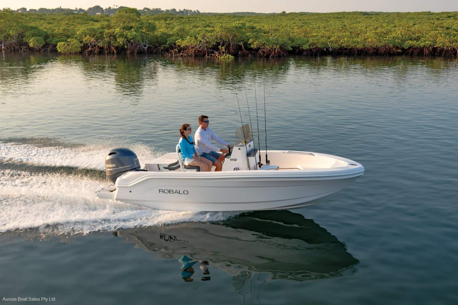 Robalo R160 Centre Console