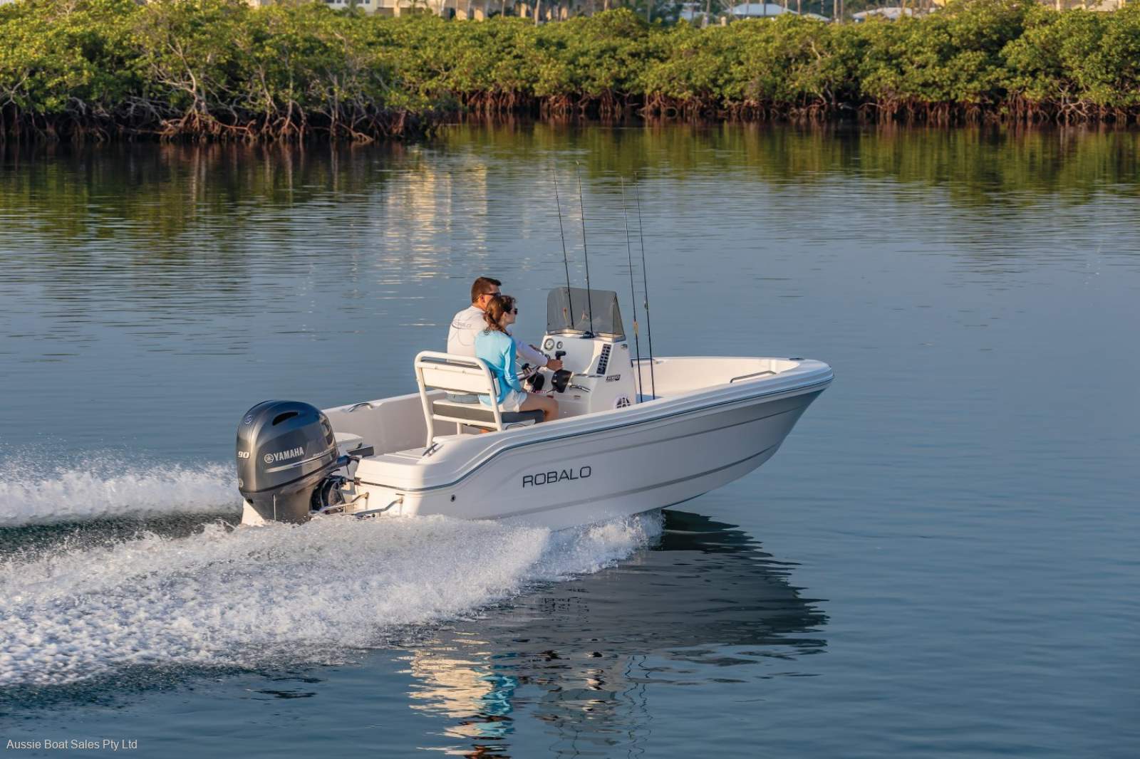Robalo R160 Centre Console