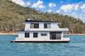 Rippatoo Houseboat Holiday Home on Lake Eildon:Rippatoo on Lake Eildon