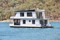 Rippatoo Houseboat Holiday Home on Lake Eildon:Rippatoo on Lake Eildon