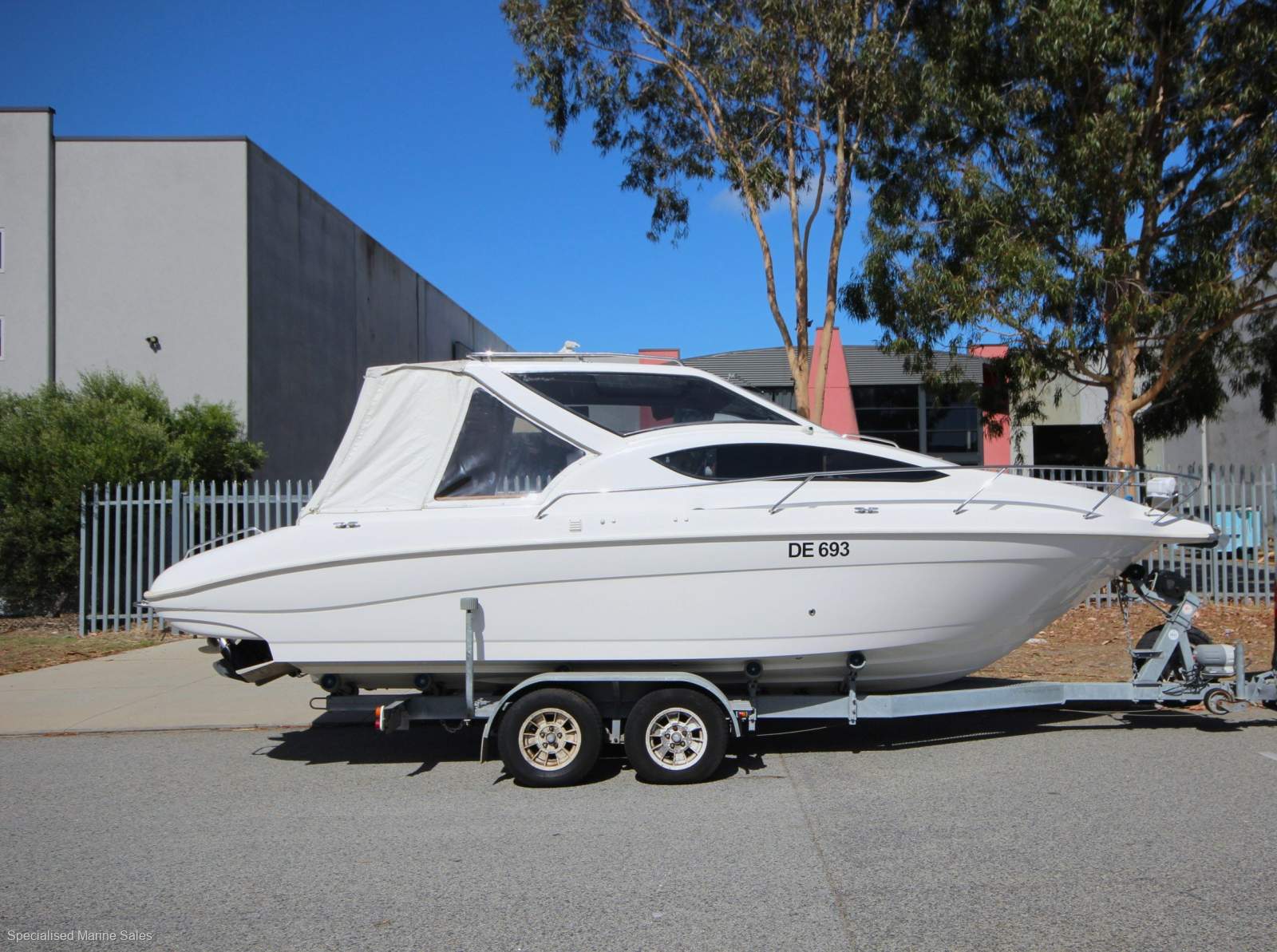 Whittley 660 Hard Top *** GREAT FAMILY BOATING *** $ 67,500 ***