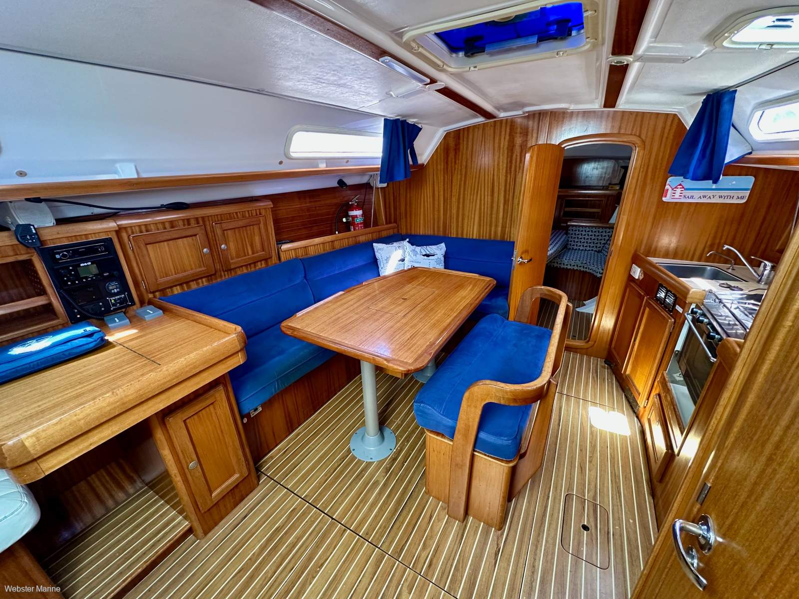 Dufour 36 Classic