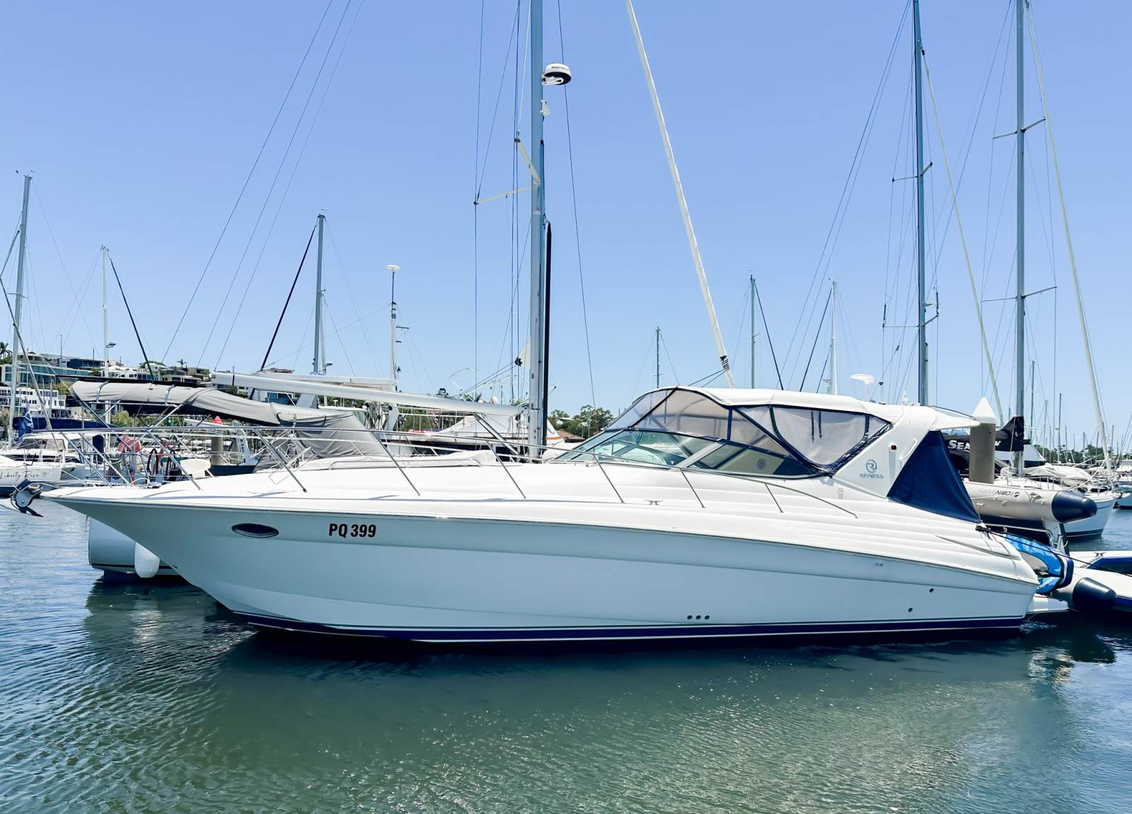 Riviera M370 Sports Cruiser
