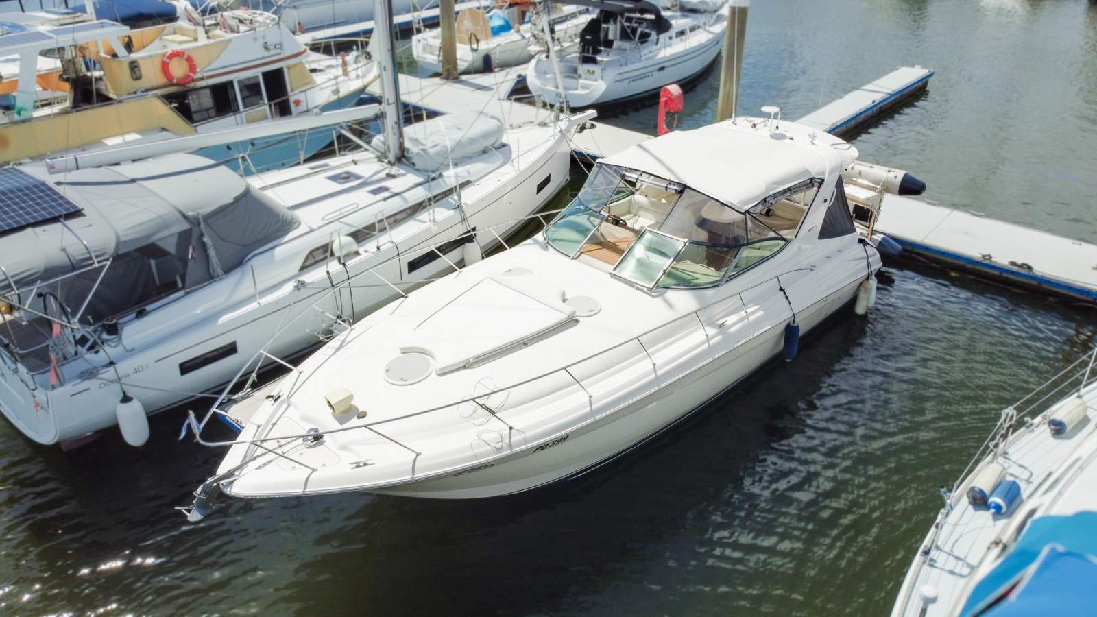 Riviera M370 Sports Cruiser