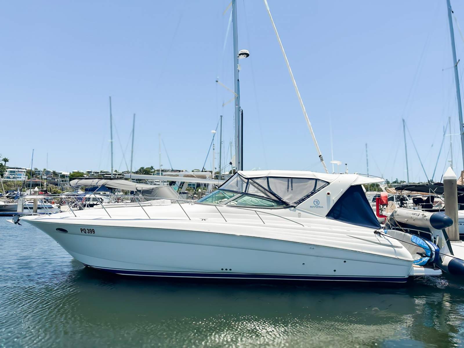 Riviera M370 Sports Cruiser