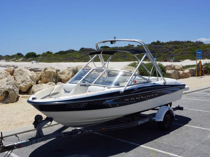 Bayliner 185 Bowrider SE Ready to go for Summer.... Get on the water...