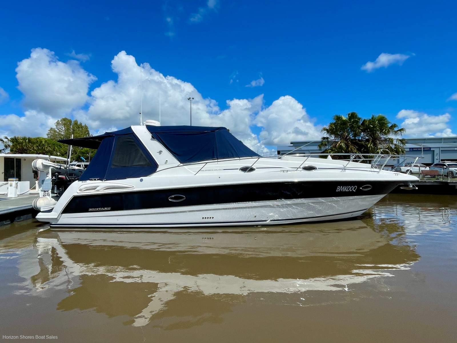 Mustang 3800 Sportscruiser