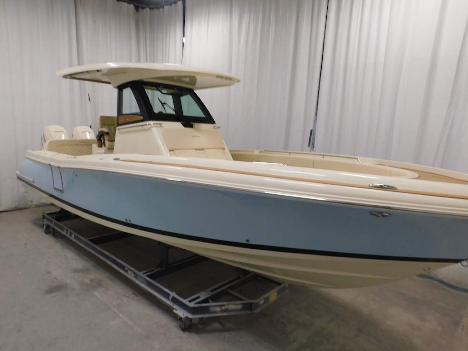 Chris Craft Catalina 30